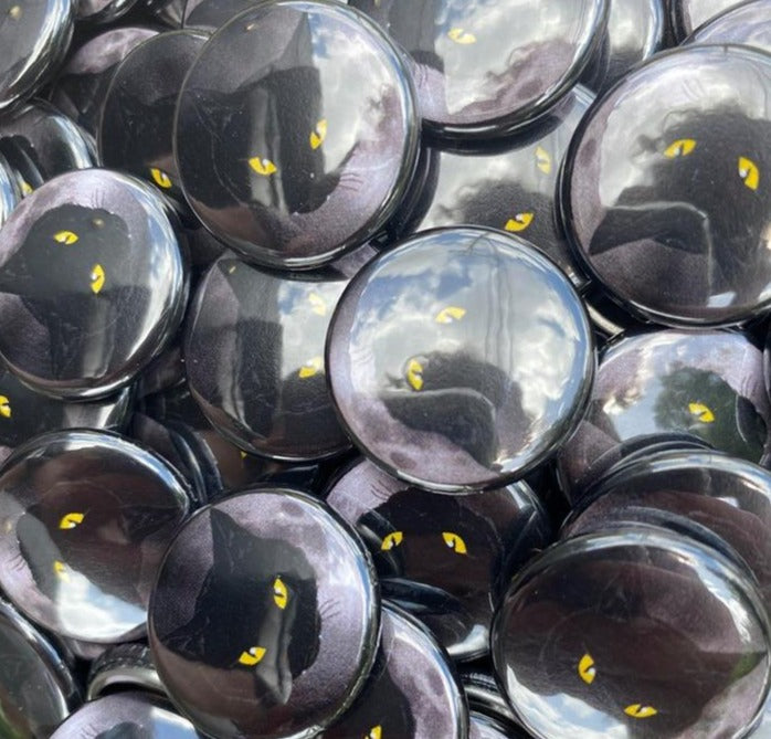 Wax Moon Mihos Button