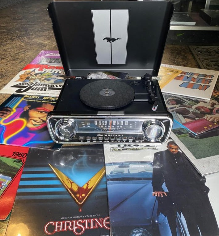 ION Mustang Turntable